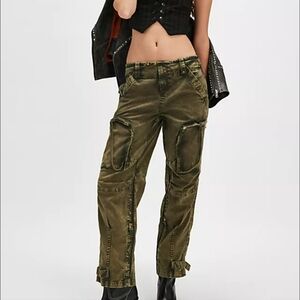 NWT Free People Olive Cargo Pants